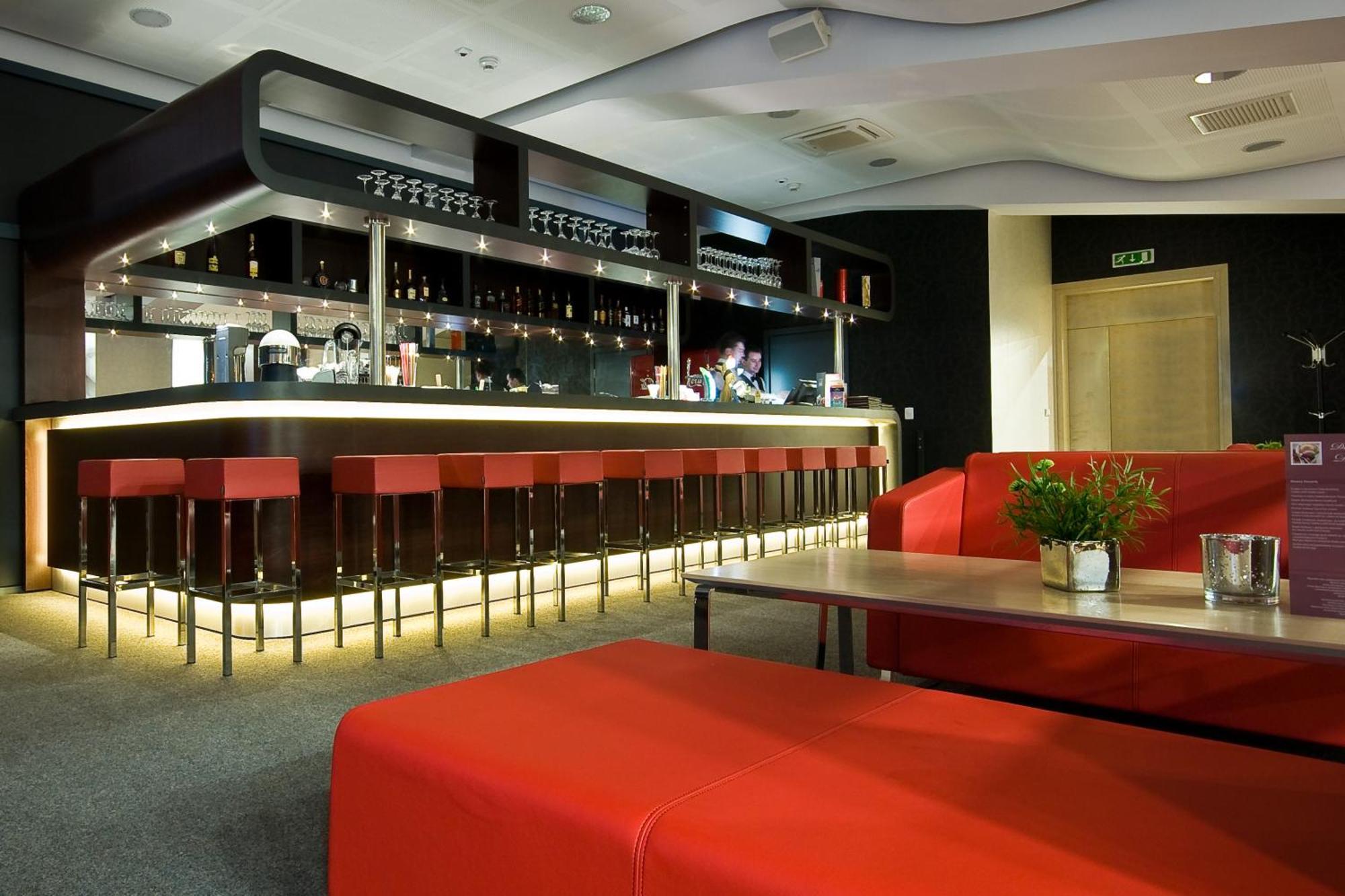 Hotel Poznanski A2 Luboń المظهر الخارجي الصورة