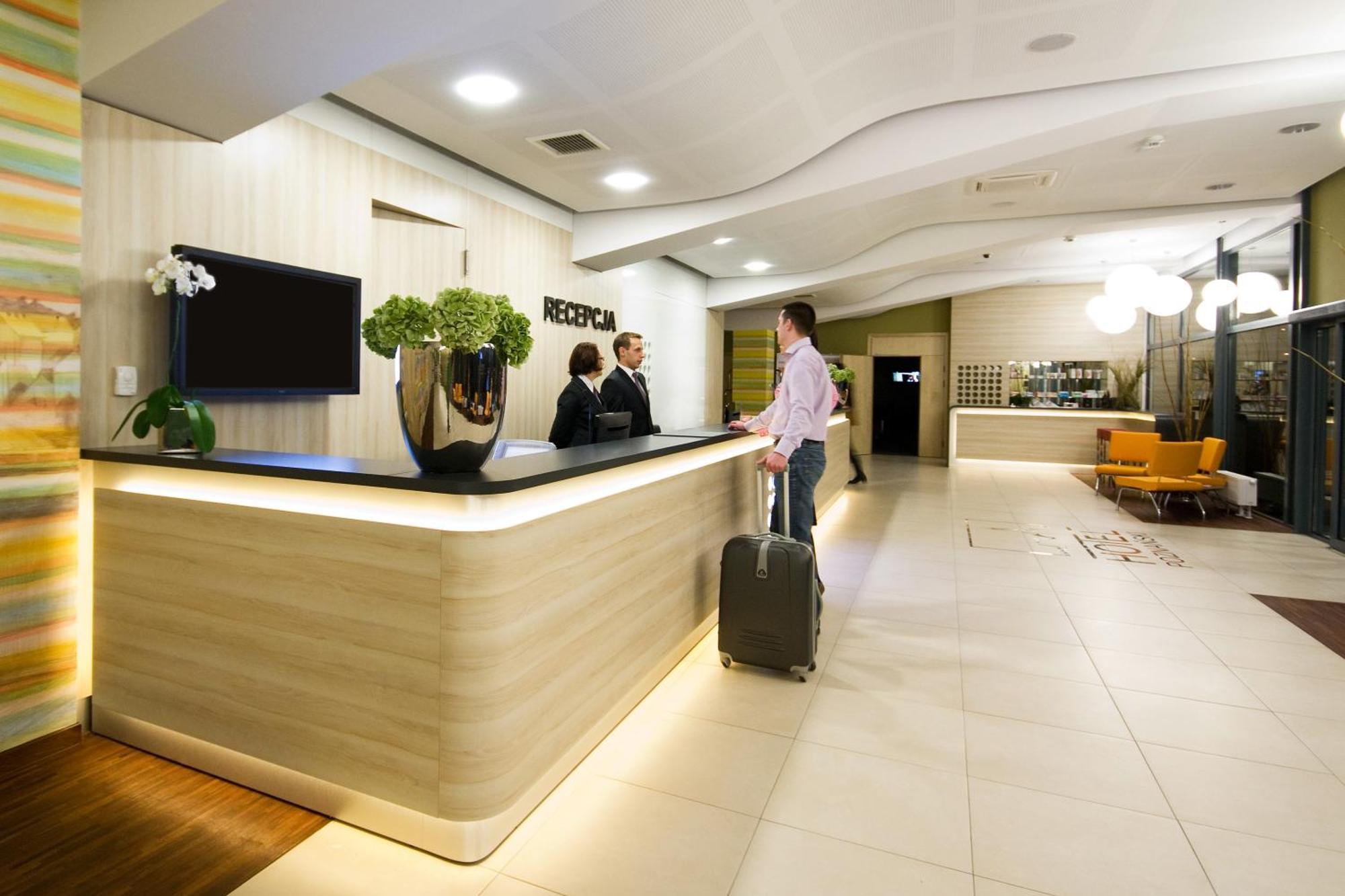 Hotel Poznanski A2 Luboń المظهر الخارجي الصورة
