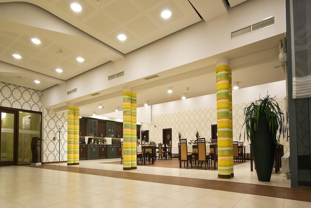 Hotel Poznanski A2 Luboń المظهر الخارجي الصورة
