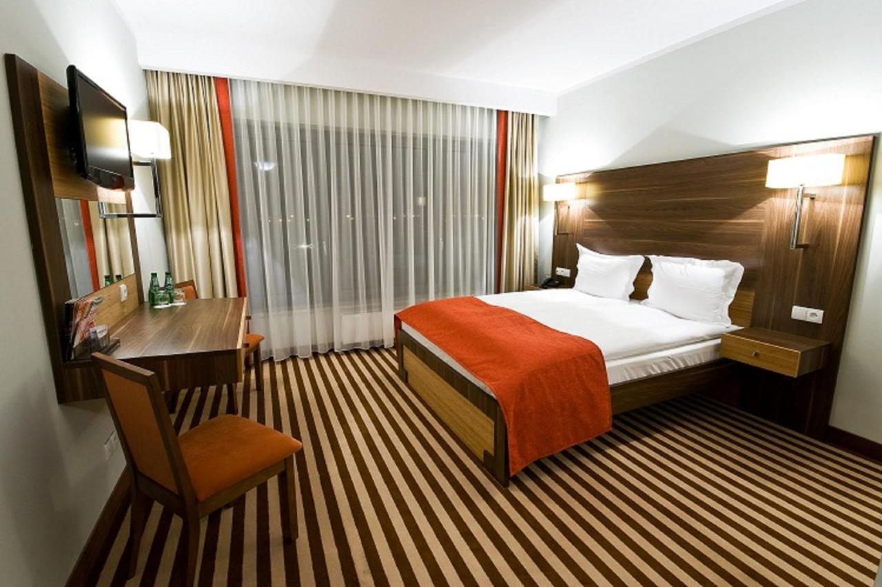Hotel Poznanski A2 Luboń الغرفة الصورة